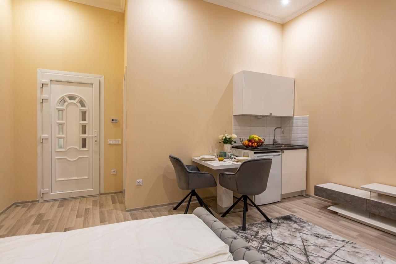 City Centre Deluxe Apartments Budapest Exterior photo